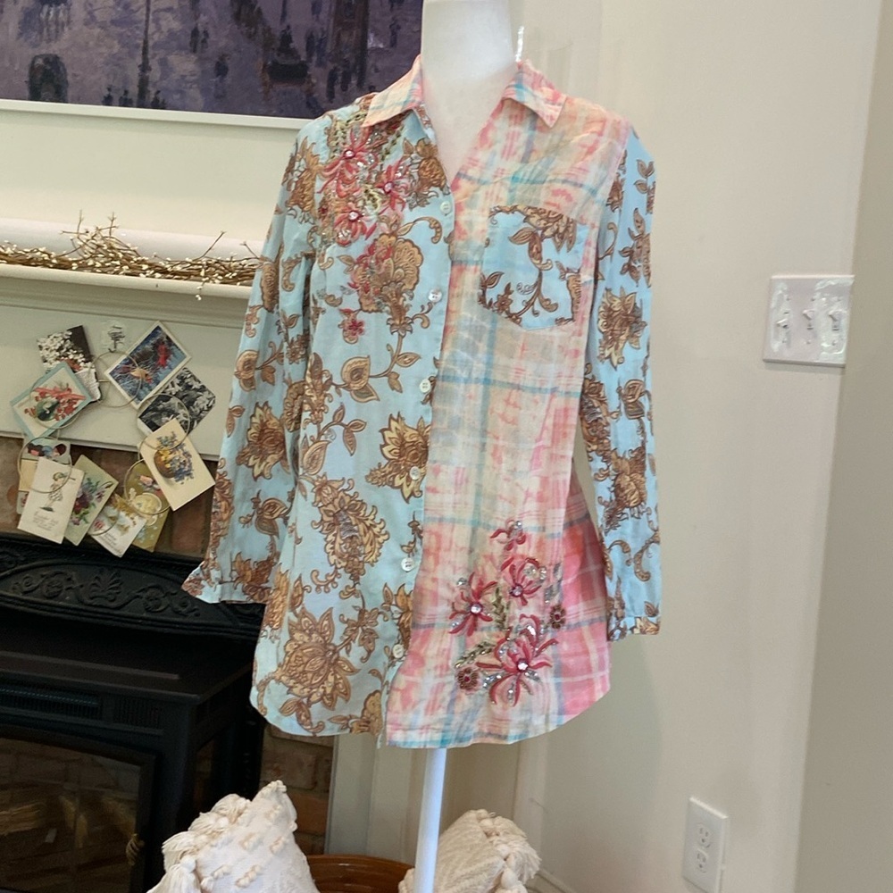 Soft Surroundings Descana Tunic Button Front Top Embellished Size Small